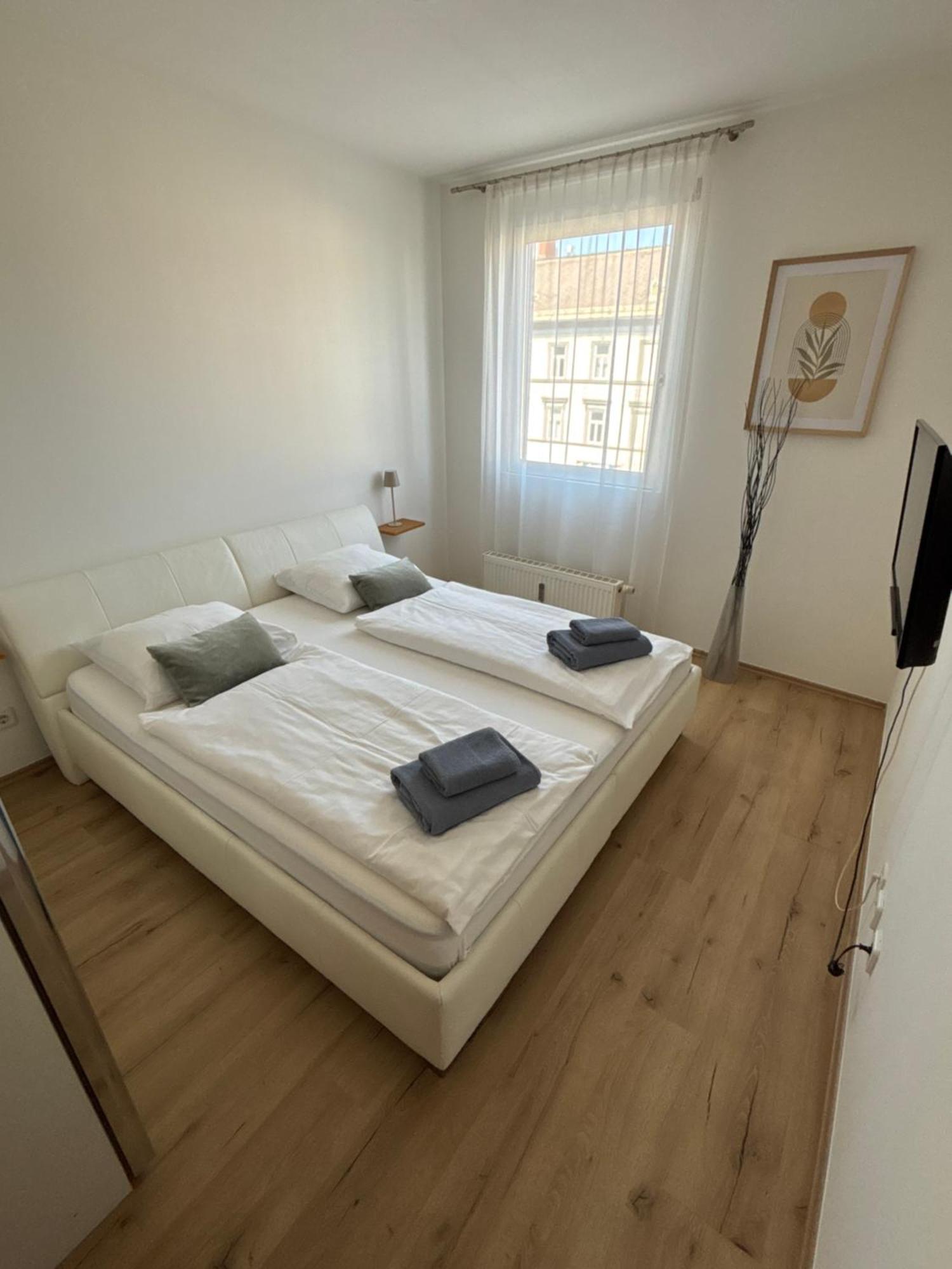 Apartment Klagenfurt Center With Free Parking - Ring41 Κλάγκενφουρτ Εξωτερικό φωτογραφία